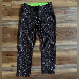 Athleta Lighting City Lights Capri